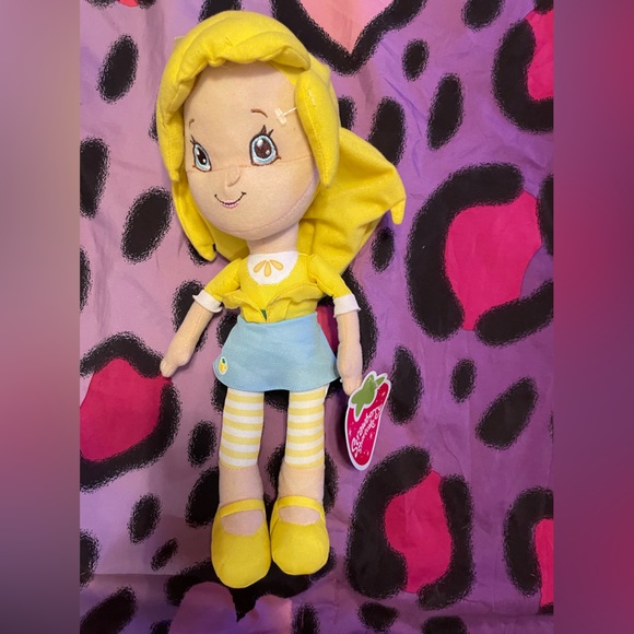 Strawberry shortcake and her friend Lemon meringue pie dolls, by Kelly Toy - Picture 2 of 7